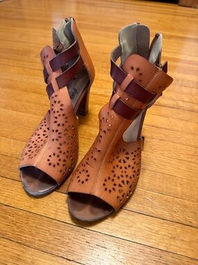 Farylrobin Cognac Brown Laser-Cut Peep-Toe Strappy Heels